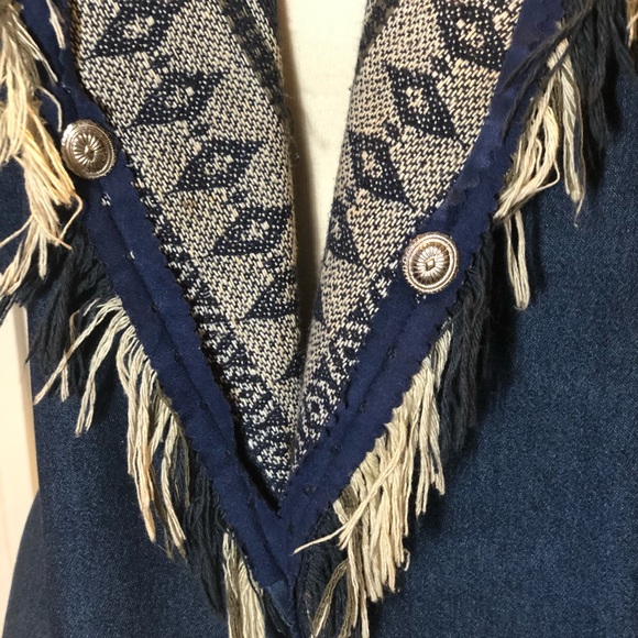 Vintage City Girl Sport Vest - Picture 2 of 7